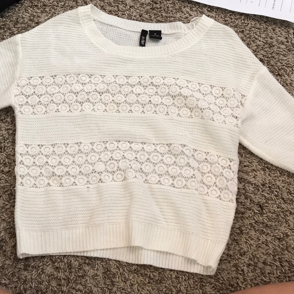 White cute top